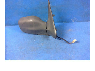 Zpětné zrcátko Tata Safari 2003