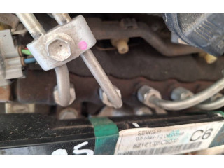 Vstřikovací lišta Toyota Avensis T270