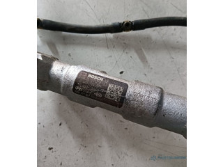 Vstřikovací lišta 0445214323 Opel Zafira B