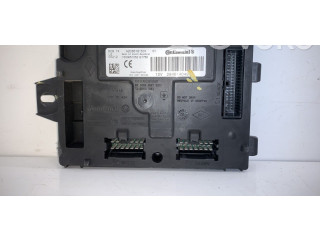 Комплект блоков управления 237104128R   Dacia Sandero