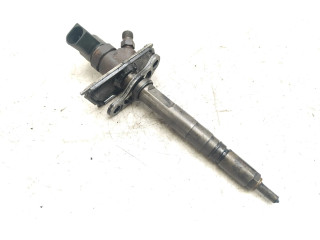 Vstřikovač 0445110114, 057130276H   Audi A8 S8 D2 4D     