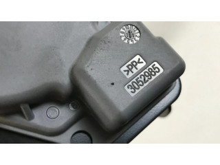 Задний ремень безопасности