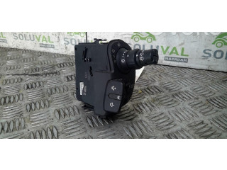 Ручка стеклоочистителей 8201590631   Renault Clio III