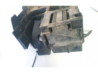 Блок предохранителей     Volkswagen Touran I    