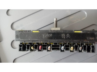 Pojistková skříňka 9636079380 Ctroen C4 I Picasso 2010