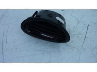 Боковая воздушная решётка