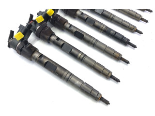 Vstřikovač    Audi A8 S8 D3 4E     