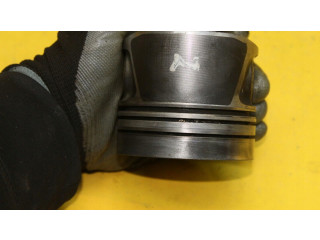 Píst Audi A8 S8 D4 4H