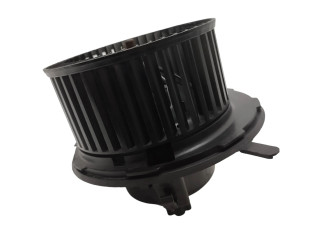 Блок предохранителей  3C1820015Q, CZ0160600868   Volkswagen PASSAT B7    