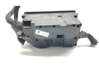 Блок предохранителей Opel Meriva B