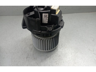 Вентилятор печки    M01163606680, M01163606685   Dacia Sandero