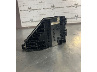 Блок предохранителей Yqe000210 Rover 75