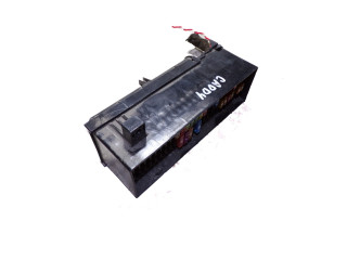 Pojistková skříňka 2K6970 Volkswagen Caddy 2011