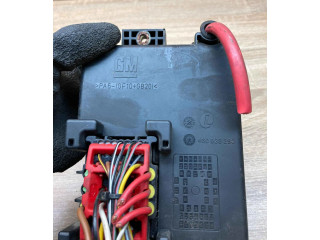 Pojistková skříňka 13112920, 460023260 Opel Vectra C 2002