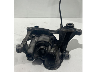 Масляный насос     Audi A6 S6 C5 4B 