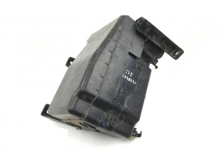 Pojistková skříňka MR459985, MR459985 Mitsubishi Pajero 2011