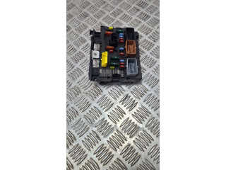 Блок предохранителей 9659741780   Citroen C2    