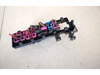 Блок предохранителей 1k1937503 Skoda Octavia Mk2 (1Z)