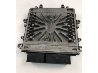 Блок управления двигателя     31336983, 0281018414    Volvo XC70 