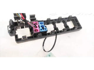 Блок предохранителей 1K1937503 Skoda Octavia Mk2 (1Z)