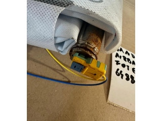 Подушка безопасности в сиденье    Dacia Sandero III