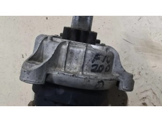 Подушка двигателя