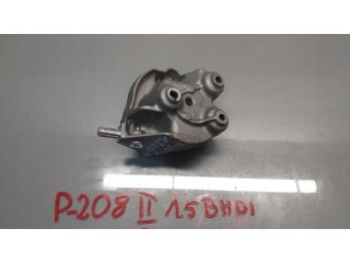 Кронштейн топливного насоса