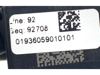 Блок предохранителей 5Q0937615C Volkswagen Golf VII