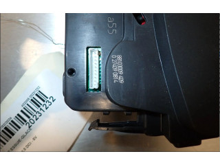 Ручка стеклоочистителей 8201590631   Renault Clio III