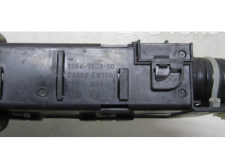   Pojistková skříňka    Nissan Pulsar 2014