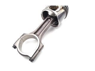  Поршень с шатуном M9R M9R  Nissan X-Trail T31  