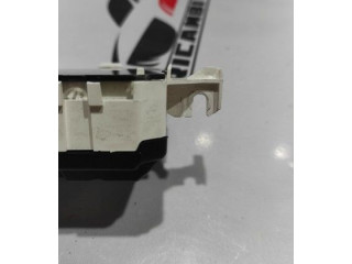 Дисплей    10R035347, B5D14V028434   Ford Fiesta