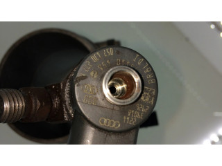 Vstřikovač 057130277M, 0445110158 Audi A8 S8 D3 4E pro naftový motor 4.0