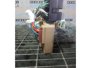 Блок предохранителей Subaru Forester SH