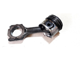 Píst Alfa Romeo 156 pro naftový motor 1.9