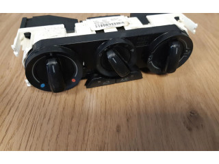 Блок управления климат-контролем 8XA820045A Audi A1