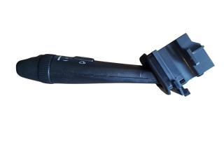 Ручка стеклоочистителей 30669742   Volvo V70