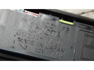 Блок предохранителей 8266253070, 8675XA1   Lexus IS 220D-250-350    