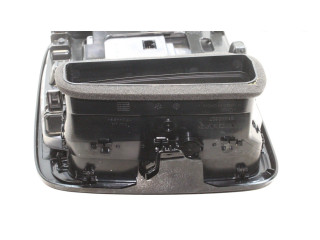 Дисплей 32247465, 31442627 Volvo XC40