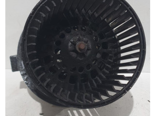 Вентилятор печки       Dacia Duster