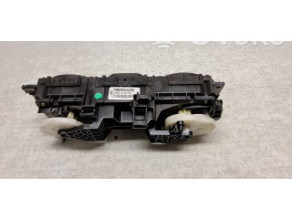 Модуль блока управления кондиционером 7H0820045A   Volkswagen Transporter - Caravelle T5