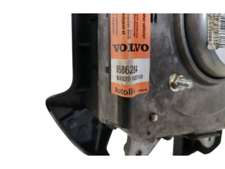 Подушка безопасности водителя 8686284, 70396100 Volvo V70