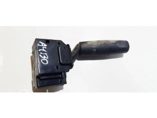 Ручка стеклоочистителей 17d682 Mazda 3 I