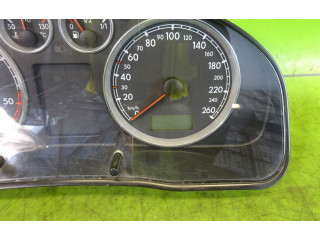 Přístrojová deska Volkswagen PASSAT B5.5 2002 3B0920827A