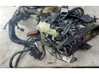 Блок предохранителей  9494210   Volvo XC90    