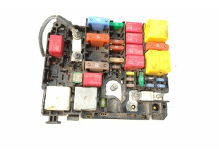 Блок предохранителей A006C8   Peugeot 5008 II    