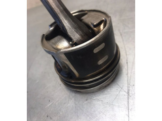 Поршень с шатуном BH02 BH02 Peugeot Partner