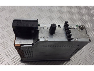 Блок предохранителей  8200057681   Renault Clio II    