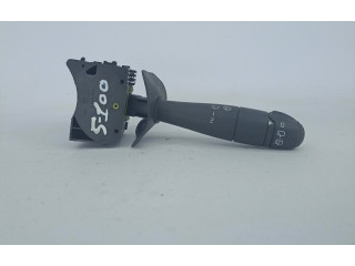 Включатель скорости стеклоочистителей 8200792587   Dacia Duster