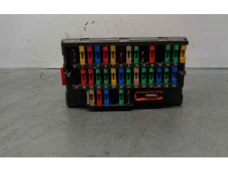 Pojistková skříňka Řídící jednotka BSM 9450537080 Peugeot 405 1993